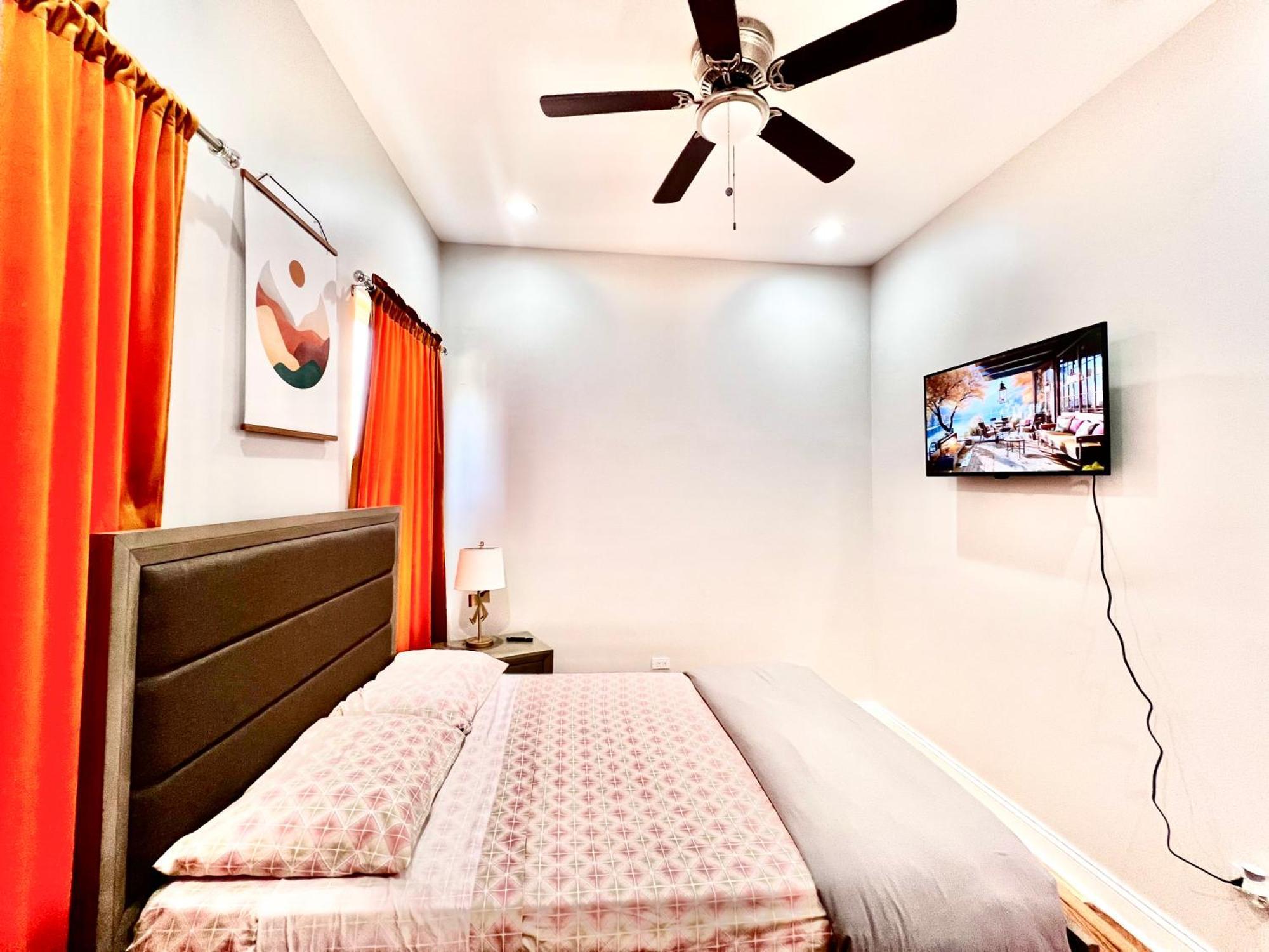 Lux Apt In Bronzeville, Min From Downtown-Rsv Now! シカゴ エクステリア 写真